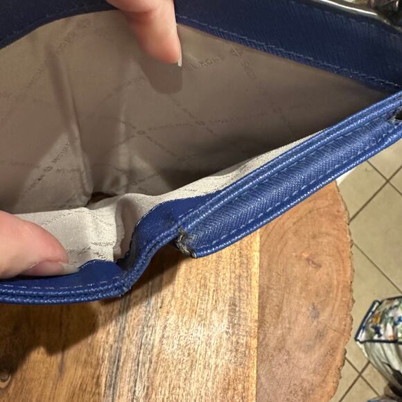 Michael Kors Jet Set Wristlet Travel Double Zip Phone Wallet Royal Blue Phone - Picture 11 of 14